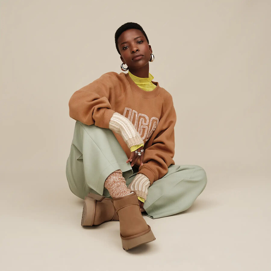 ugg logo crewneck