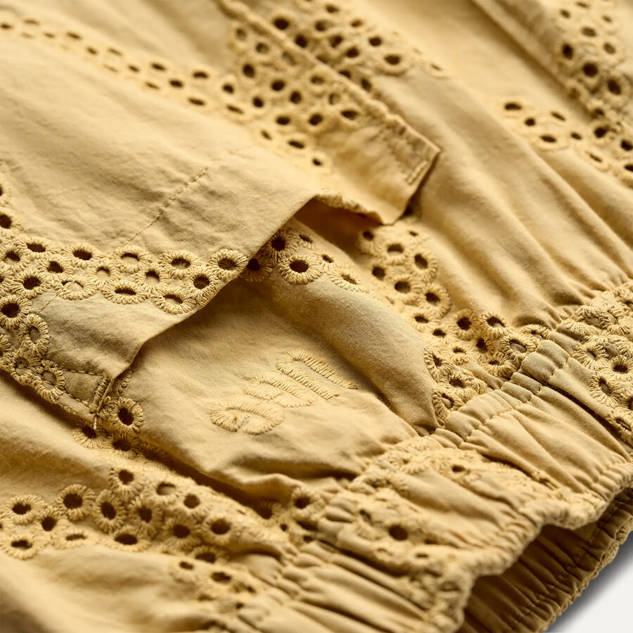 kellan short uggeyelet